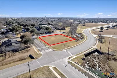 3949 Pinehurst Drive, Taylor, TX 76574 - Photo 20