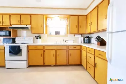 2865 Fm 1685, Victoria, TX 77905 - Photo 4