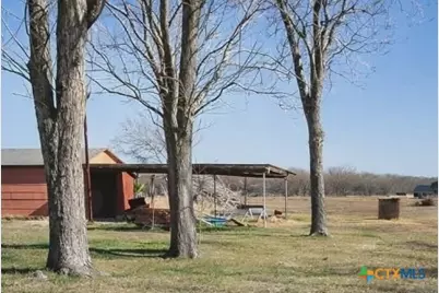 2865 Fm 1685, Victoria, TX 77905 - Photo 2