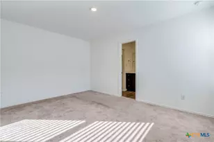 41 Trinity Cir, Lockhart, TX 78644 - Photo 16