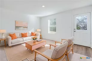 41 Trinity Cir, Lockhart, TX 78644 - Photo 10