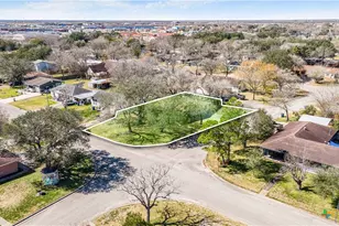 121 Bonham St, Port Lavaca, TX 77979 - Photo 24