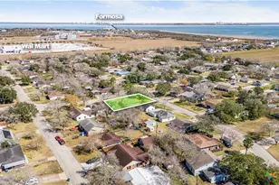 121 Bonham St, Port Lavaca, TX 77979 - Photo 26