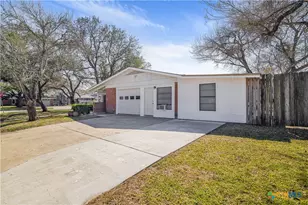 121 Bonham St, Port Lavaca, TX 77979 - Photo 4