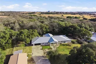 888 Shanklin Rd, Belton, TX 76513 - Photo 44