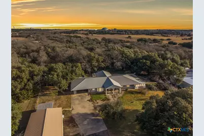 888 Shanklin Road, Belton, TX 76513 - Photo 2