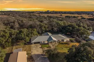 888 Shanklin Rd, Belton, TX 76513 - Photo 2