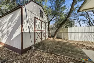 888 Shanklin Rd, Belton, TX 76513 - Photo 34