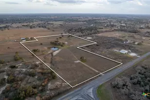 1709 FM318, Yoakum, TX 77995 - Photo 16