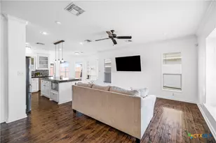 307 Stone Gate Dr, Victoria, TX 77904 - Photo 8