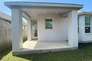 1048 Easy Gruene, New Braunfels, TX 78130 - Photo 32