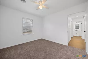 917 Carrie Ave, Killeen, TX 76541 - Photo 32