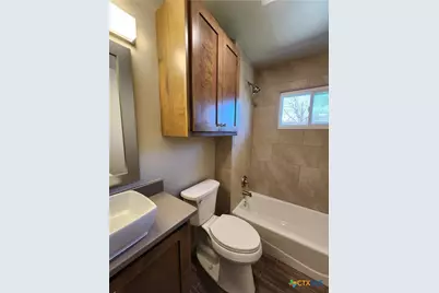 362 Lockener Avenue, New Braunfels, TX 78130 - Photo 20