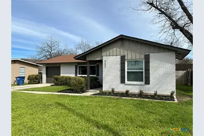 362 Lockener Avenue, New Braunfels, TX 78130 - Photo 4