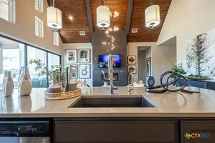 217 Northcrest Dr, Liberty Hill, TX 78642 - Photo 16