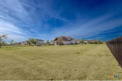 217 Northcrest Drive, Liberty Hill, TX 78642 - Photo 38