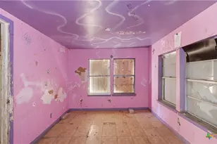 510 Volunteer St, Seguin, TX 78155 - Photo 12