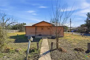 510 Volunteer St, Seguin, TX 78155 - Photo 1