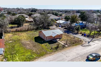 510 Volunteer Street, Seguin, TX 78155 - Photo 18