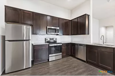 636 Heathers Way, Seguin, TX 78155 - Photo 10