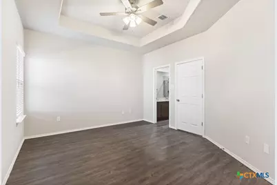 636 Heathers Way, Seguin, TX 78155 - Photo 14