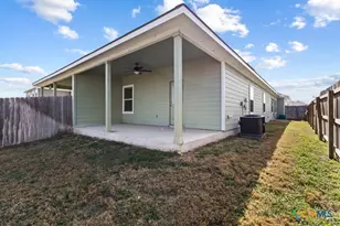 636 Heathers Wy, Seguin, TX 78155 - Photo 24