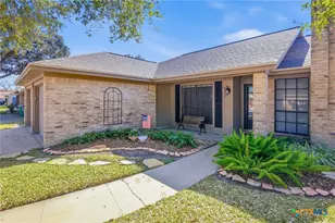 912 Taos Dr, Victoria, TX 77904 - Photo 4