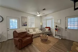 205 Woodridge, Canyon Lake, TX 78133 - Photo 8