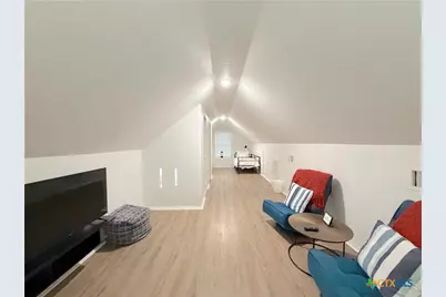 205 Woodridge, Canyon Lake, TX 78133 - Photo 24