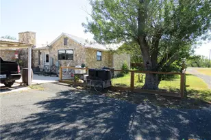 1884 US Hwy 90 Hwy, Uvalde, TX 78801 - Photo 8