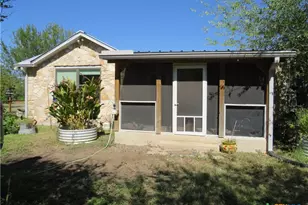 1884 US Hwy 90 Hwy, Uvalde, TX 78801 - Photo 4