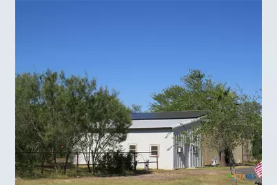 1884 US Highway 90 Highway, Uvalde, TX 78801 - Photo 12