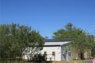 1884 US Hwy 90 Hwy, Uvalde, TX 78801 - Photo 12