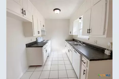 222 Bridle Drive, Copperas Cove, TX 76522 - Photo 2