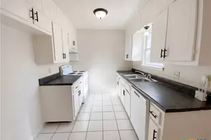 222 Bridle Dr, Copperas Cove, TX 76522 - Photo 2