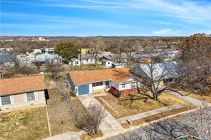 11 Bellaire Ave, Lampasas, TX 76550 - Photo 24
