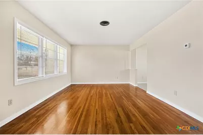 11 Bellaire Avenue, Lampasas, TX 76550 - Photo 14