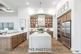 5737 Satchel Trl, New Braunfels, TX 78130 - Photo 4