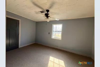 407 Bois D' Arc, Edna, TX 77957 - Photo 18