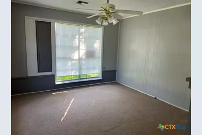 407 Bois D' Arc, Edna, TX 77957 - Photo 4