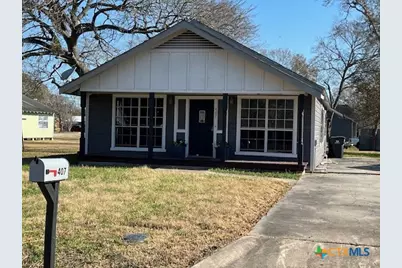 407 Bois D' Arc, Edna, TX 77957 - Photo 2