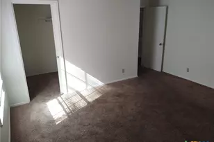 2112 N Interstate 35, San Marcos, TX 78666 - Photo 4