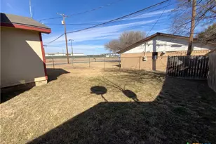 2001 Cimmaron Dr, Killeen, TX 76543 - Photo 6