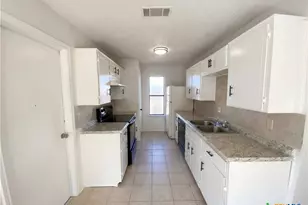 2001 Cimmaron Dr, Killeen, TX 76543 - Photo 2