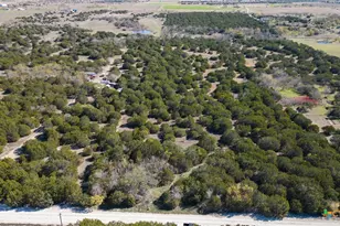 909 Star Ln, Gatesville, TX 76528 - Photo 1