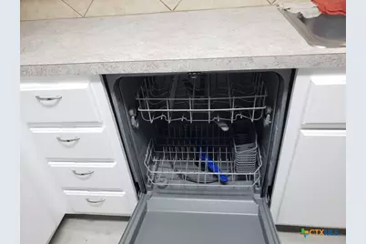 1121 Dixon Circle, Copperas Cove, TX 76522 - Photo 8