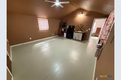 510 Marlys Avenue, Canyon Lake, TX 78133 - Photo 2