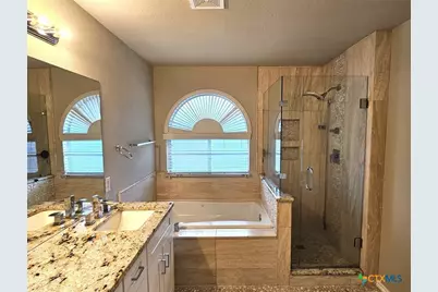 400 Apache Ledge, Cibolo, TX 78108 - Photo 18