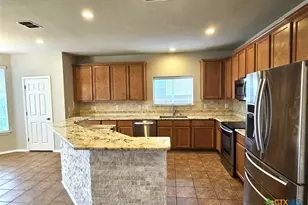 400 Apache Ledge, Cibolo, TX 78108 - Photo 2