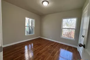 964 E Mountain St, Seguin, TX 78155 - Photo 24